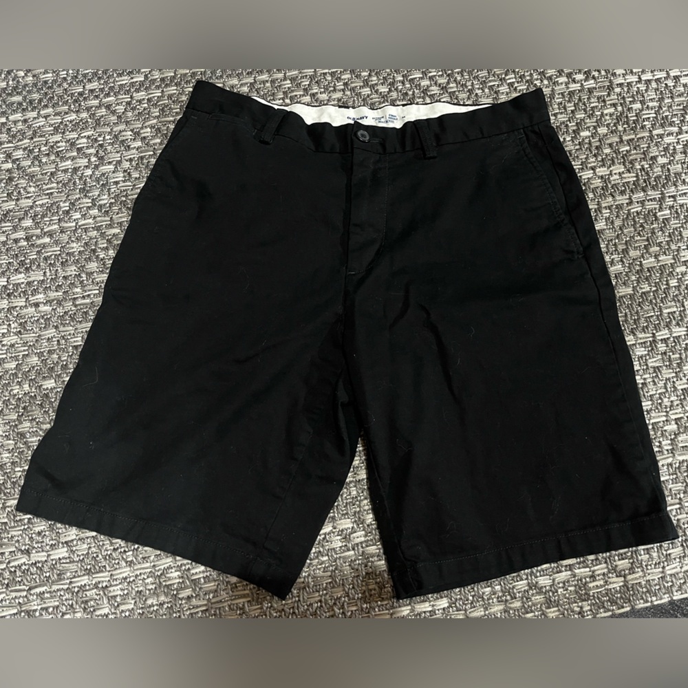 Old Navy | Men's Black Flat Front Shorts